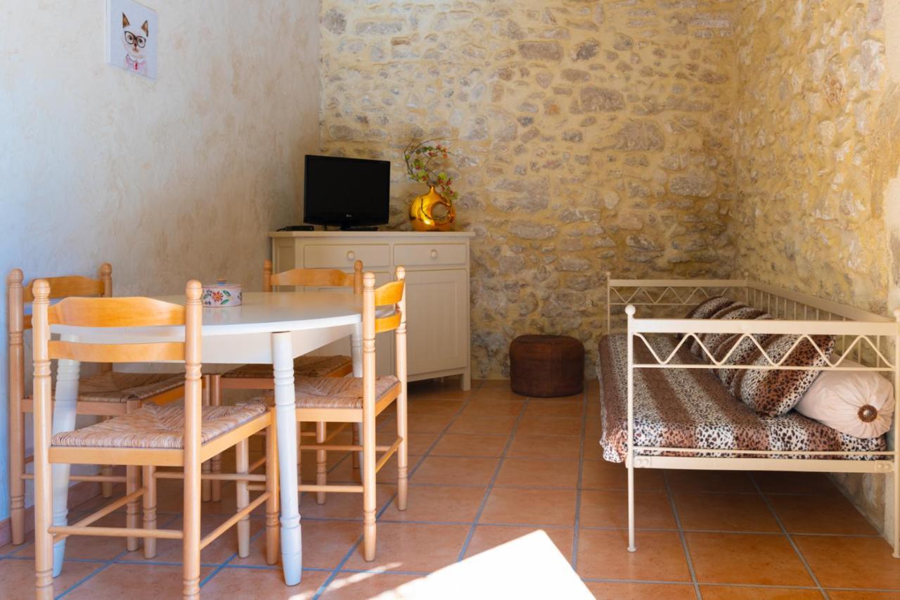 Bed and Breakfast Le Mas du Chat à Cavaillon Extérieur photo