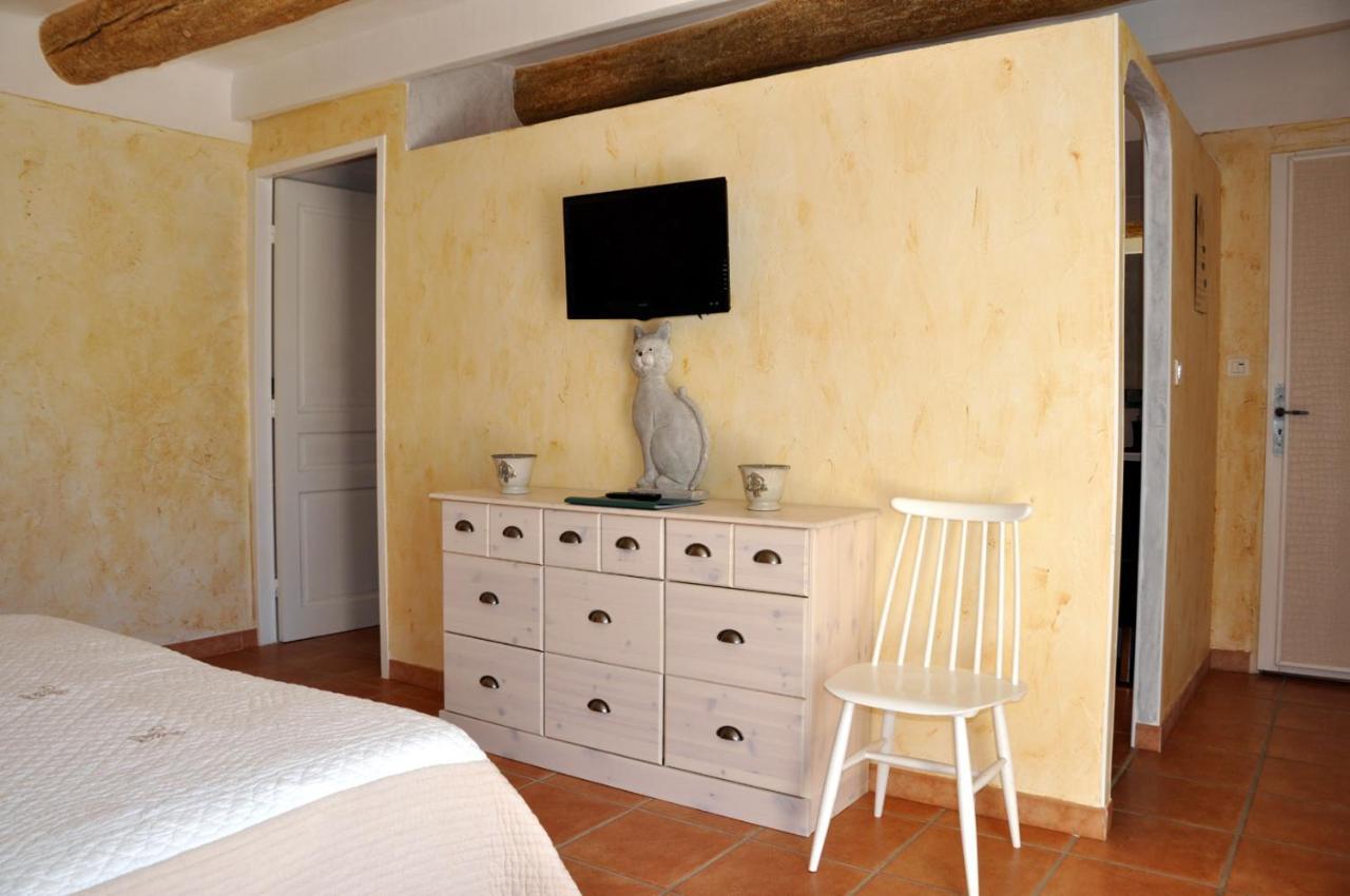Bed and Breakfast Le Mas du Chat à Cavaillon Extérieur photo