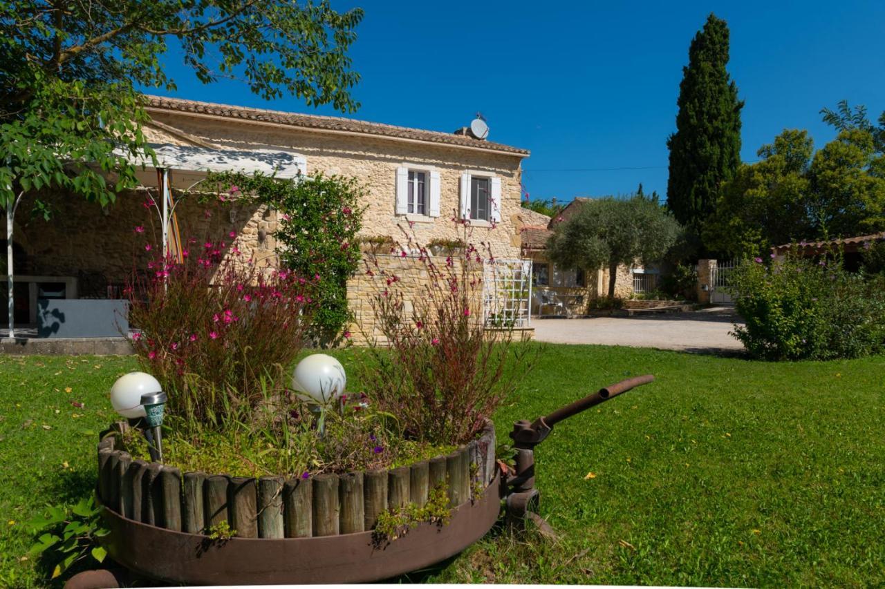 Bed and Breakfast Le Mas du Chat à Cavaillon Extérieur photo